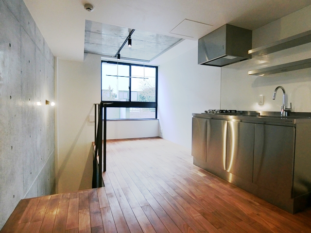 大人の隠れ家 105の内観