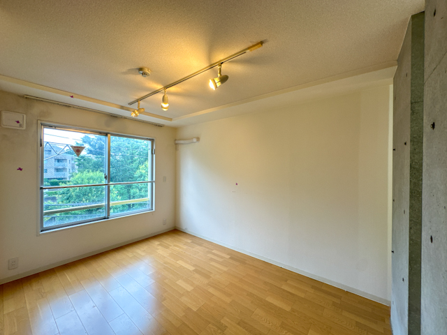 クールでスタイリッシュ 403の内観