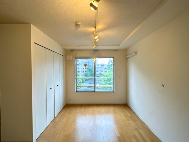 クールでスタイリッシュ 403の内観