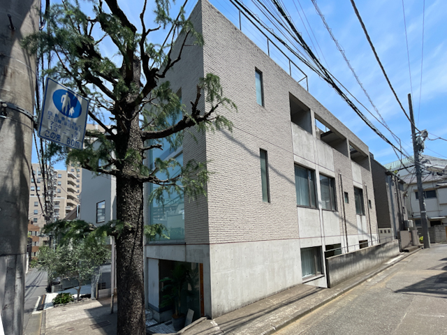 丘の上のメゾネット Cの内観