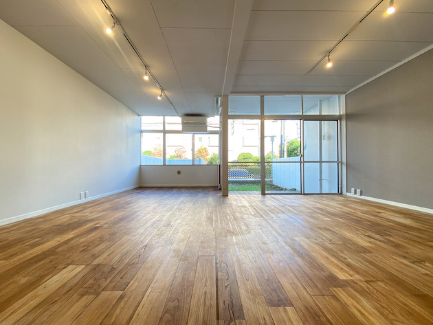 開放的な自然派リノべ 201の内観