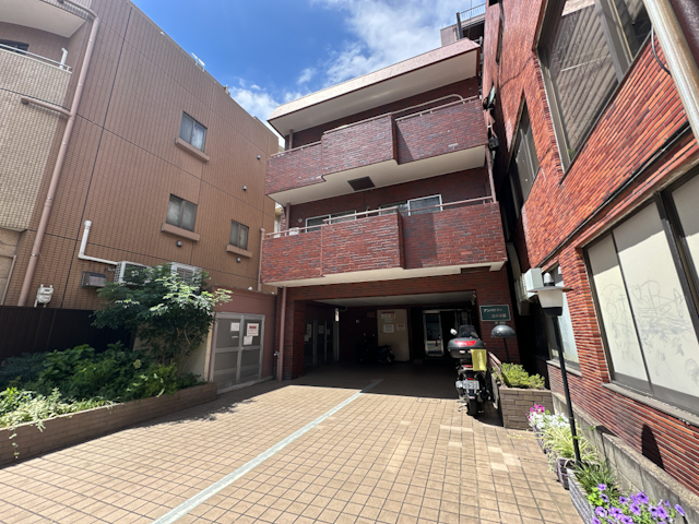 さりげなさが可愛い 702の内観