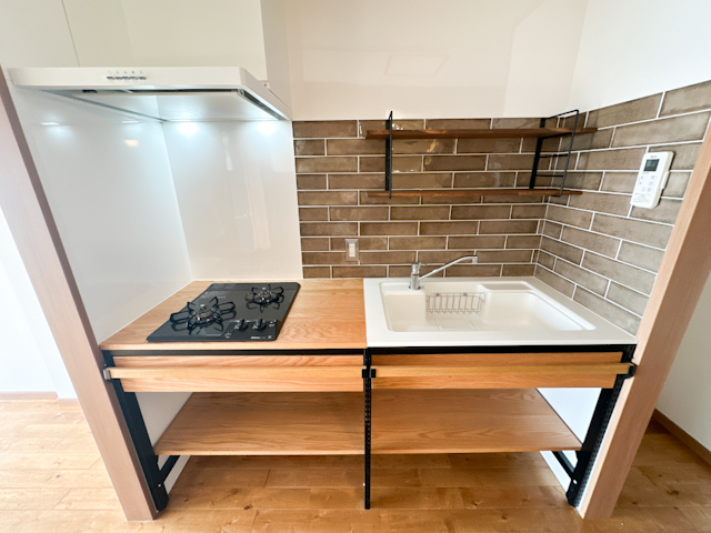 心地よい素材感 602の内観