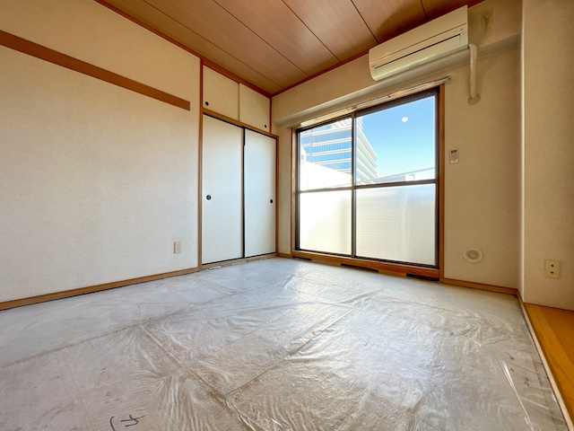 駅近レトロ 205の内観