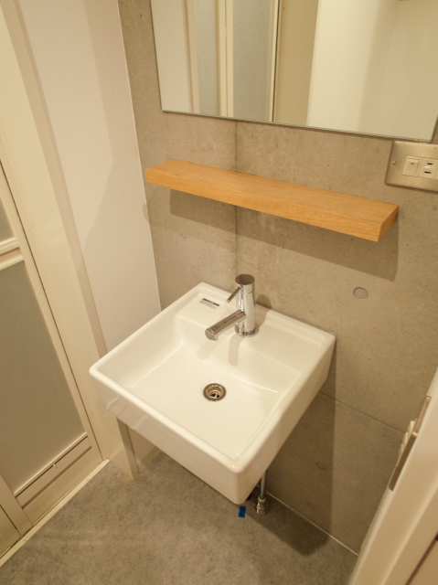 憩いのテラスとキッチンで 107の内観