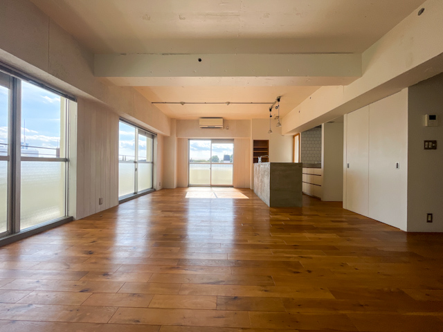 リノベのお手本、極上暮らし 902の内観