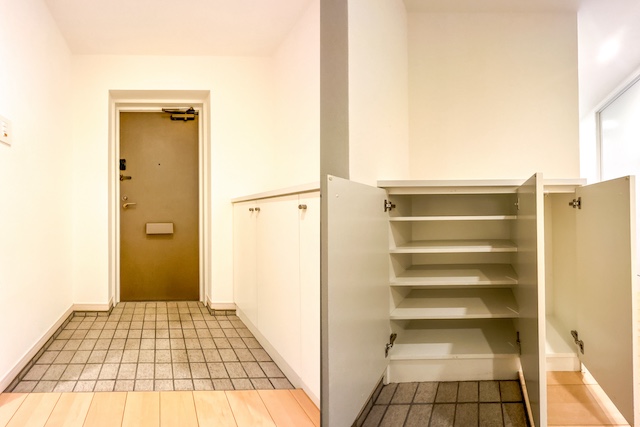 桜新町和モダン 203の内観