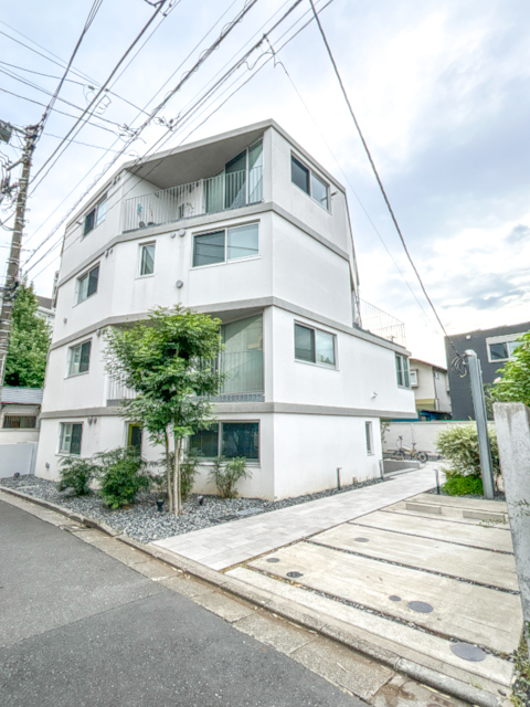 サンデザイナーズ 402の内観