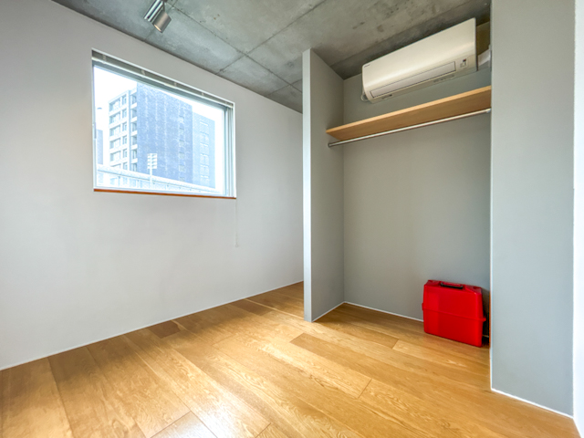 サンデザイナーズ 402の内観