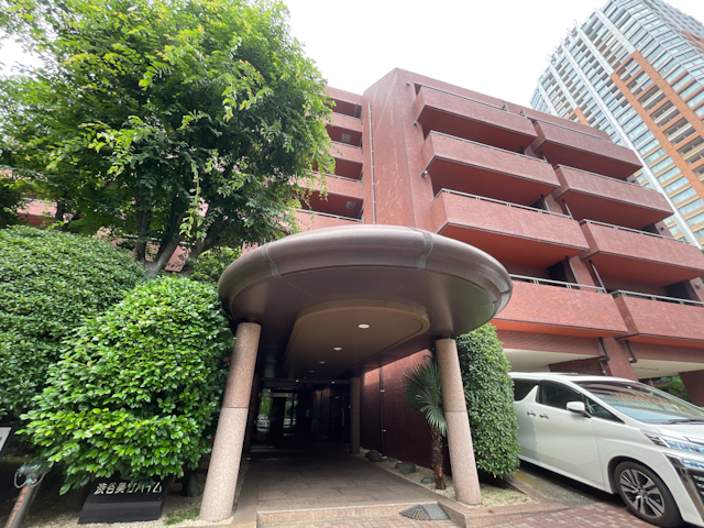 大都会の暮らし方 203の内観