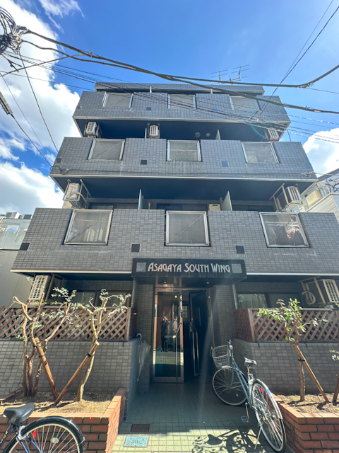 高みの見物 303の内観