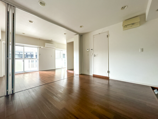 思いやりキャンバス 204の内観