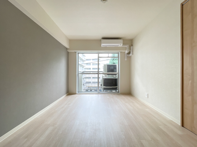 ぬくもりを添えて 204の内観
