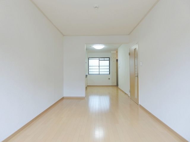 住みやすさ一番 301の内観