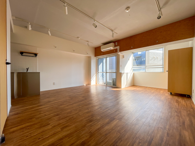 繋がるリノベ暮らし② 702の外観