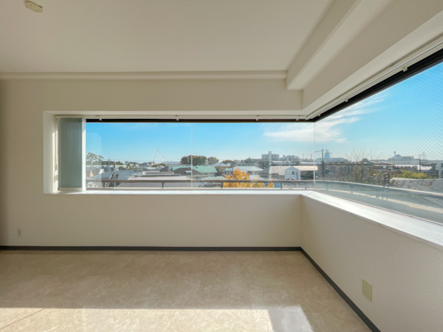 ブナの木と暮らす 401の内観