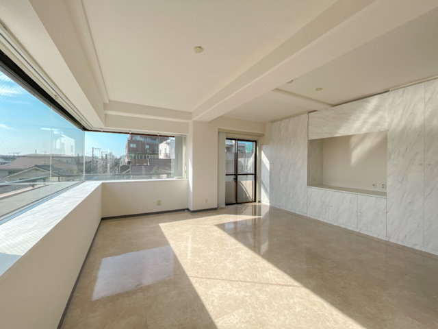 ブナの木と暮らす 401の内観