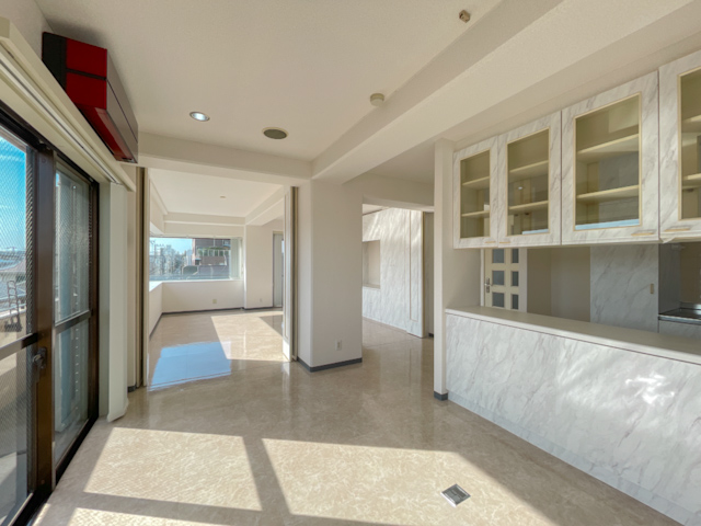 ブナの木と暮らす 401の内観