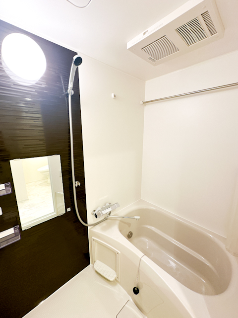 ペットと映画鑑賞 204の内観