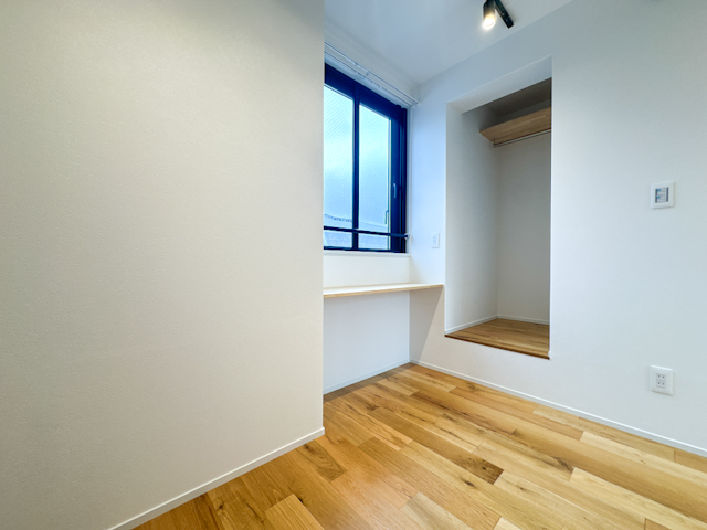 ペットと映画鑑賞 204の内観