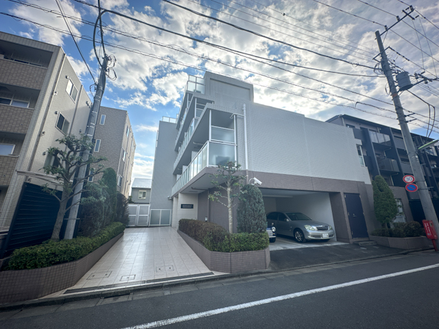 大人の隠れ家 105の内観