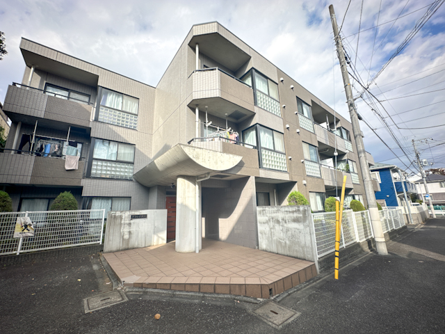 アウトドア好き必見 305の内観