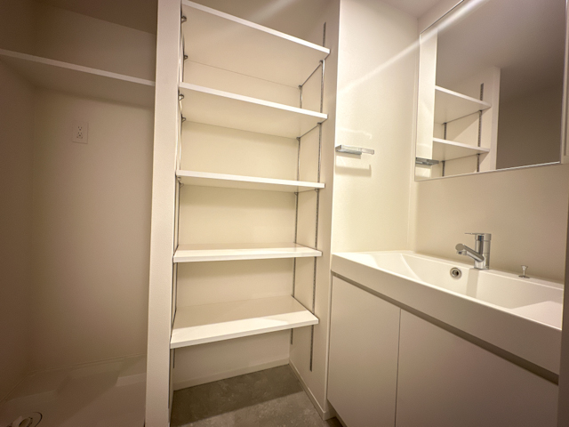 中目と祐天寺のあいだ 102の内観