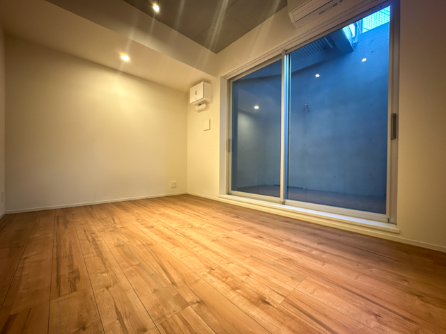 中目と祐天寺のあいだ 102の内観