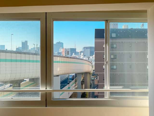 東京の景色 1003の内観