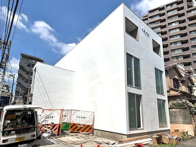 純白の美術館 Aの内観