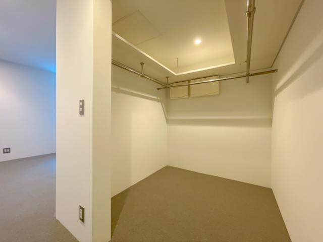 光と木の中目黒 002の内観