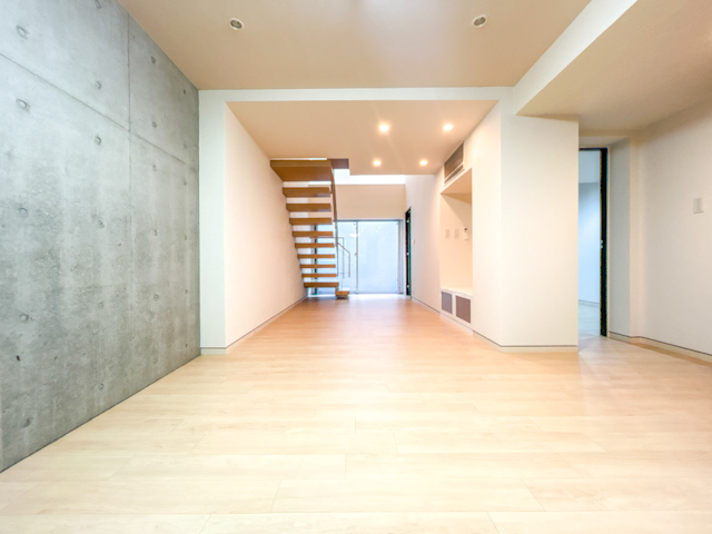 大人のメゾネット 103の内観