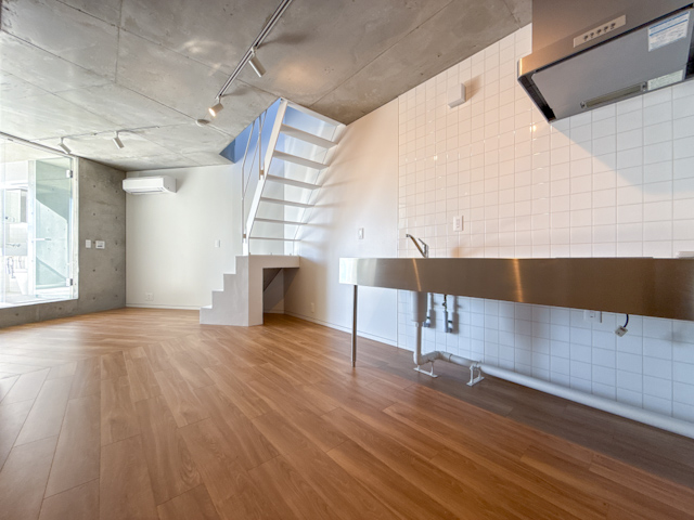 魅惑のバスルーム 402の内観