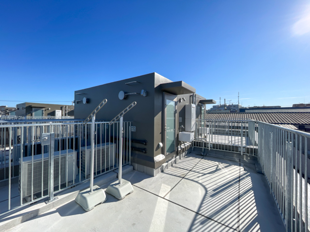 自由な空間 S2の内観