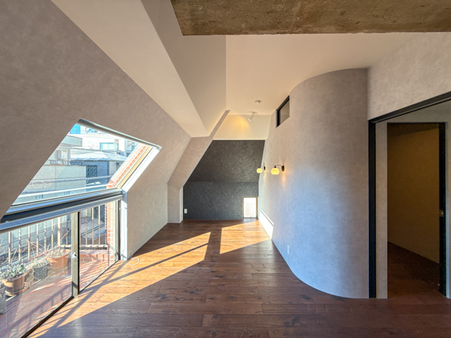 レンガのお城 301の内観