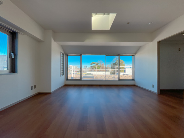 風と共に暮らす 403の内観