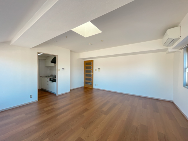 風と共に暮らす 403の内観