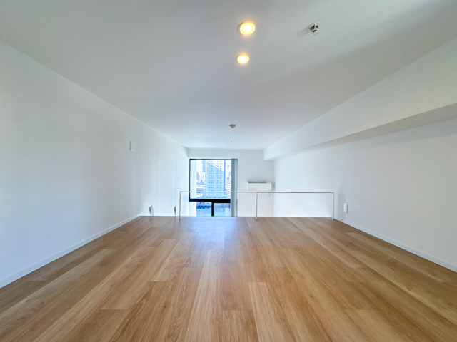 景色を独り占め 1102の内観