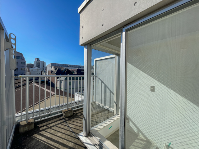 純度と透明度 202の内観