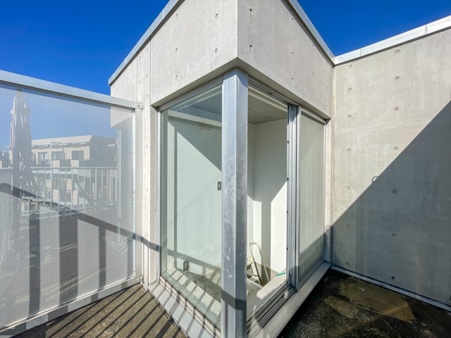 純度と透明度 202の内観