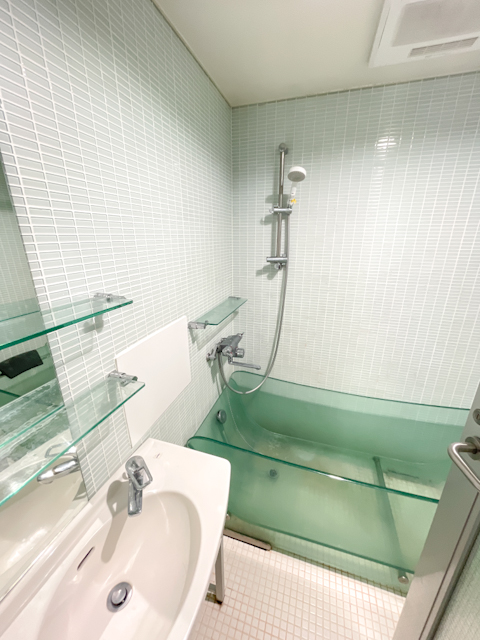 神宮前ラビリンス 108の内観