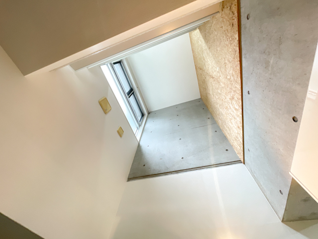 神宮前ラビリンス 108の内観