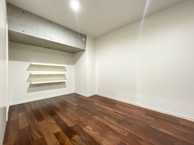 神宮前ラビリンス 108の内観