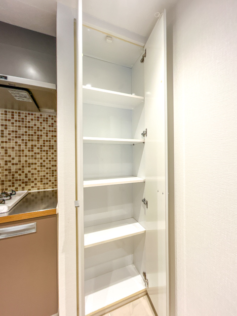 静かな贅沢 106の内観
