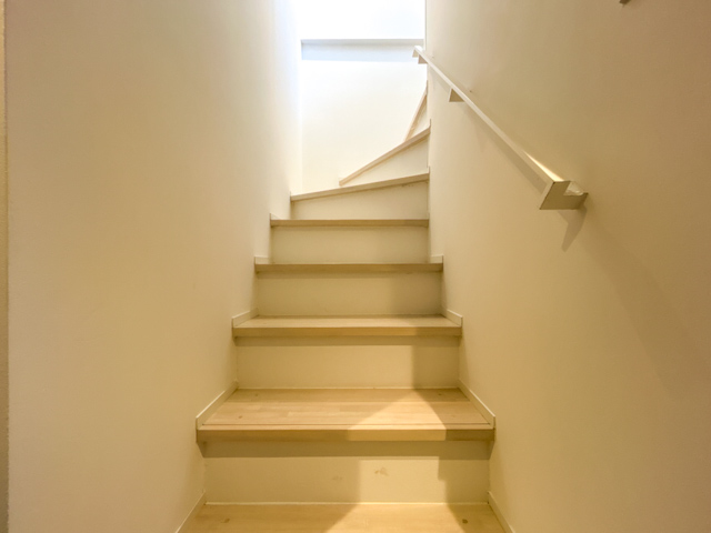 都会に浮かぶメゾネット 411の内観