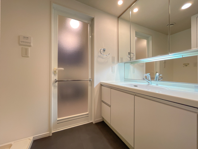 静かな居場所 101の内観