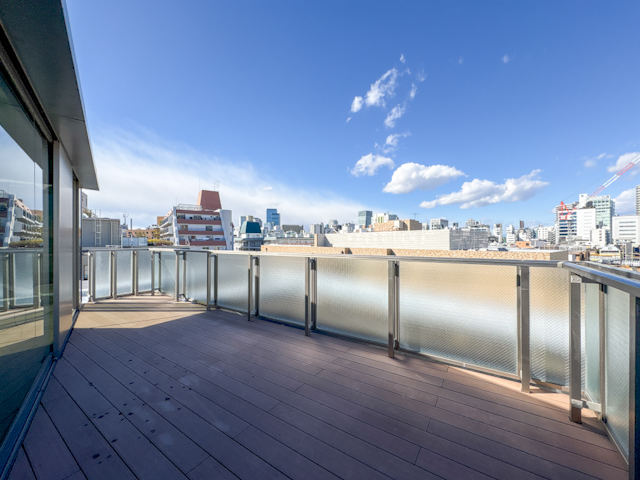空と住む 402の内観