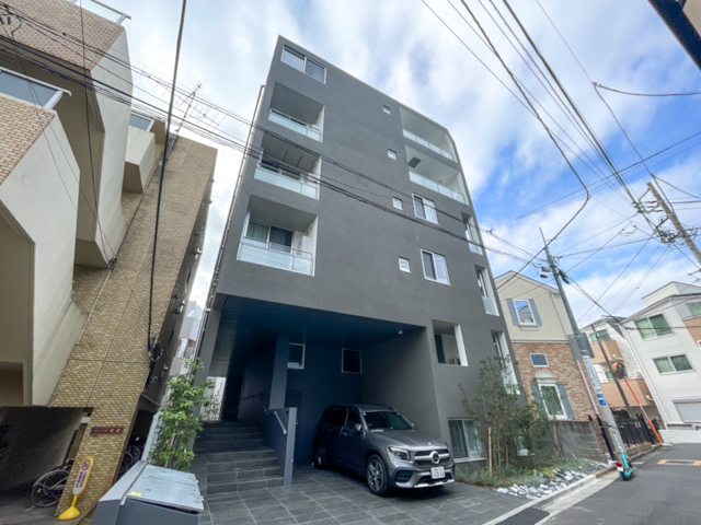 上品の旋律 102の内観