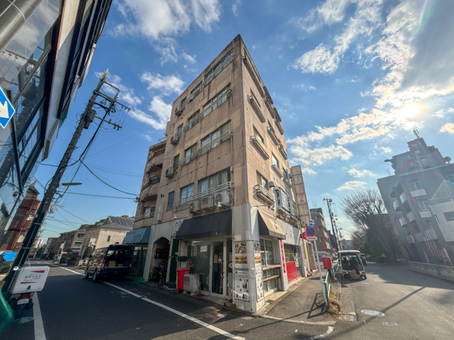 ワイルドなきみの隠れ家 502の内観