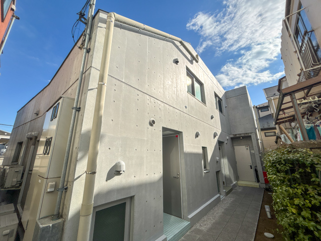 愛車と暮らすメゾネット 101の内観
